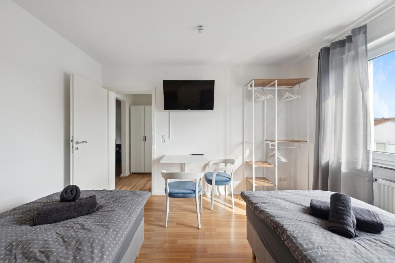 Amalfi Apartments A01 - Gemuetliche 2 Zi-Wohnung Mit Boxspringbetten Und Smart Tv Kaiserslautern Exterior photo